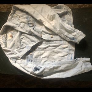 Light wash jean jacket